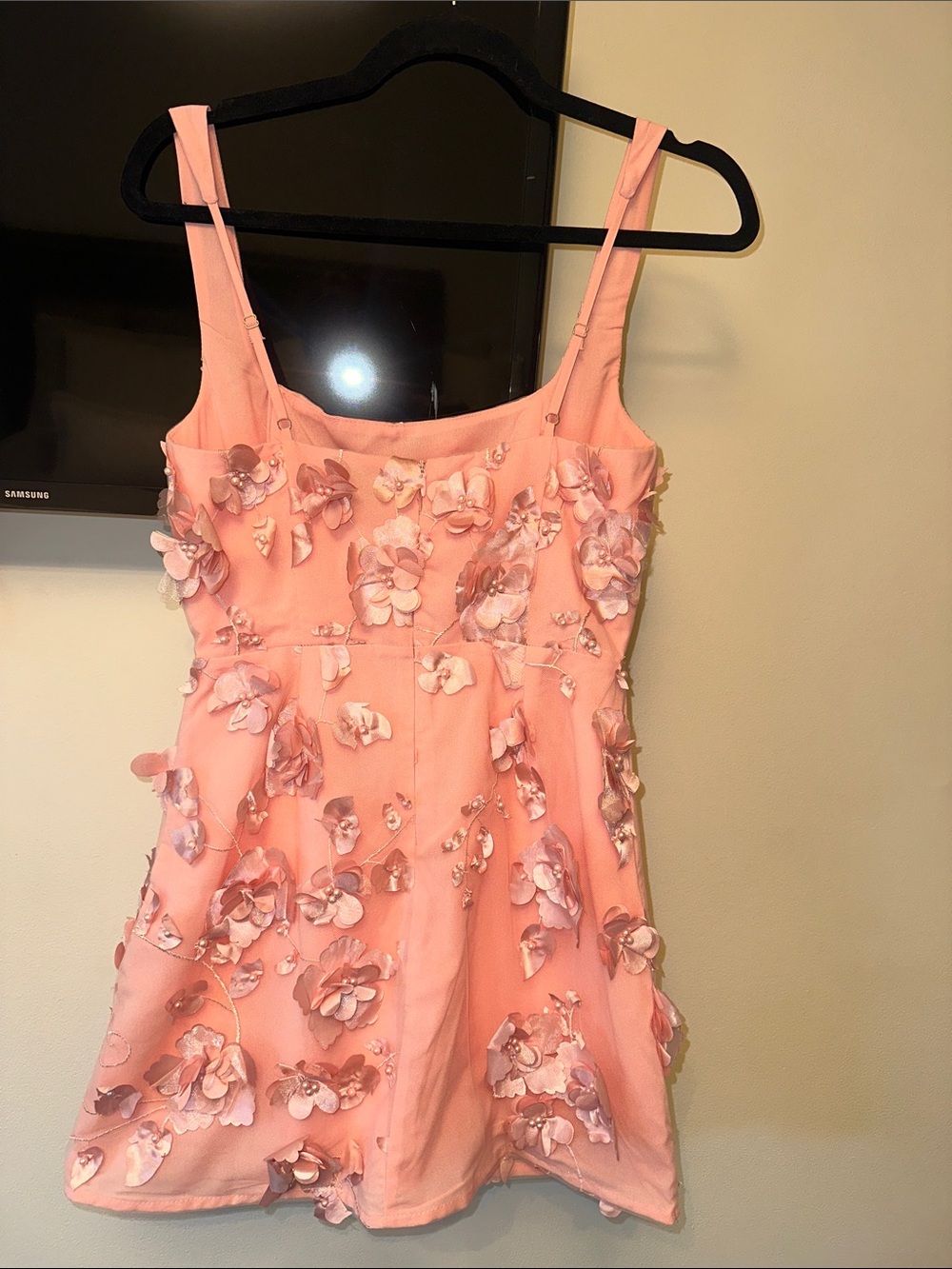 NEW NEVER WORN! VICI COLLECTION Amber Floral Appliqué Minidress XS - Picture 8 of 12